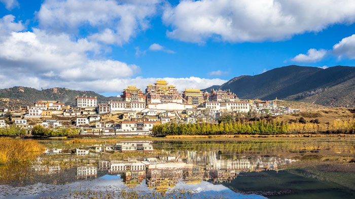 Songtsamlin Monastery in Shangri-la