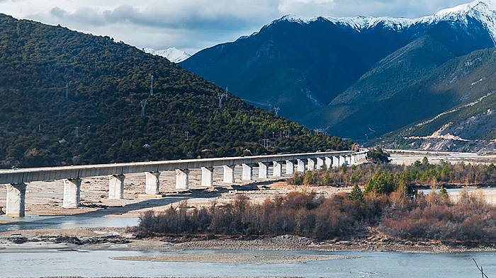 Sichuan-Tibet Railway