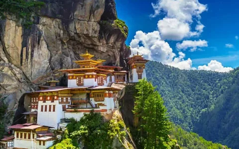 Bhutan to Lhasa: How to Travel from Bhutan to Tibet in 2024/2025