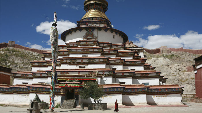 The iconic Kumbum stupa in Gyantse