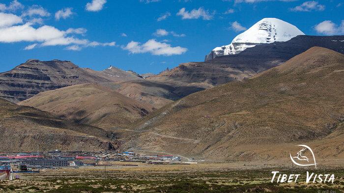Darchen Town at the Foot of Mount Kailash