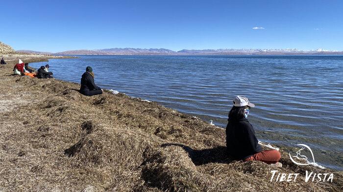 meditation along the sacred Mansarovar Lake