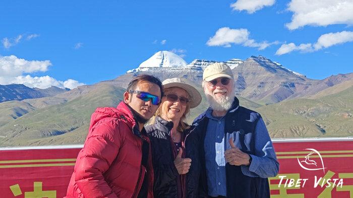 Senior tourists to Mount Kailash trekking tour