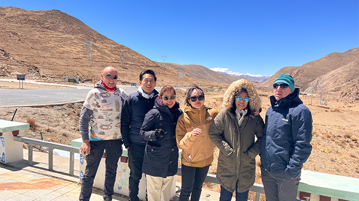 Traveling with Tibet Vista
