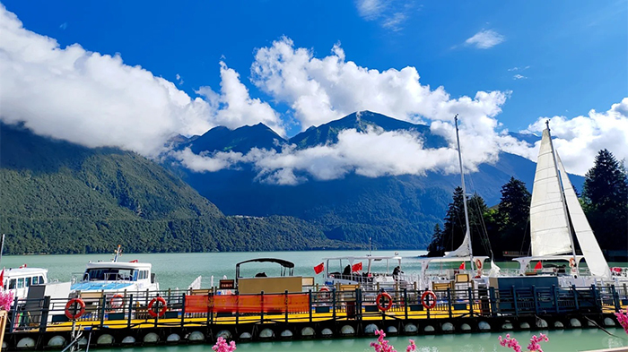 The blue waters of Basumtso Lake in Nyingchi