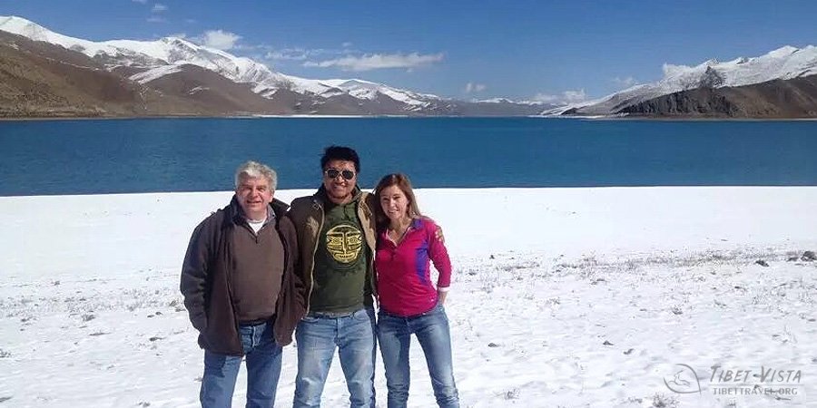 Yamdrok Lake
