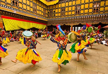 Mask dance during Paro Festival