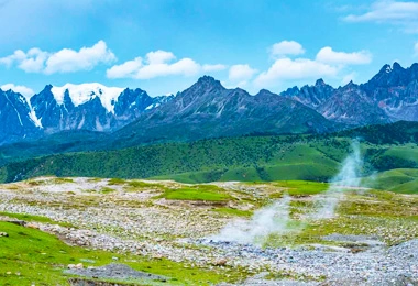 Zhangde Grassland and Rehe Hot Spring area