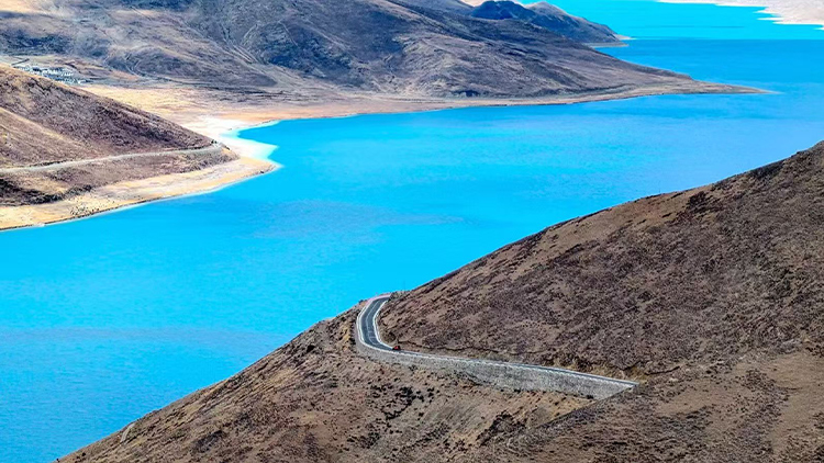 Lhasa to Yamdrok Lake tour