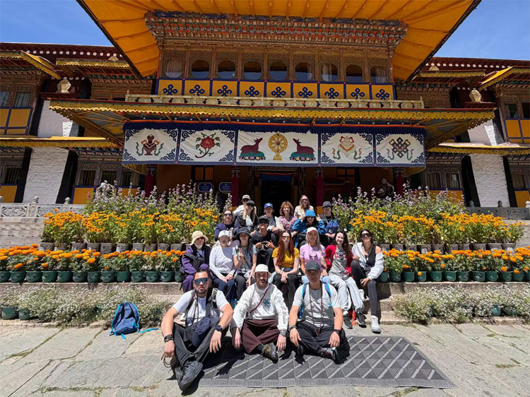 discover the beauty of Tibet