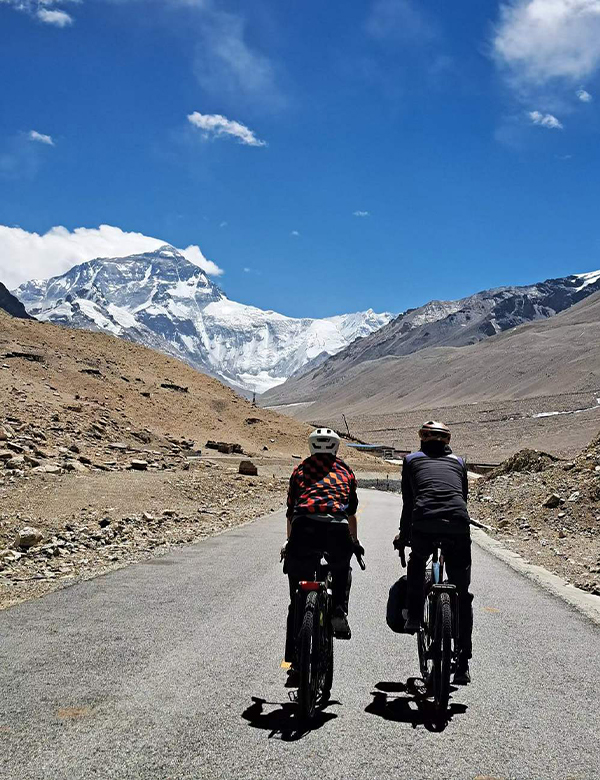 Tibet bike tours