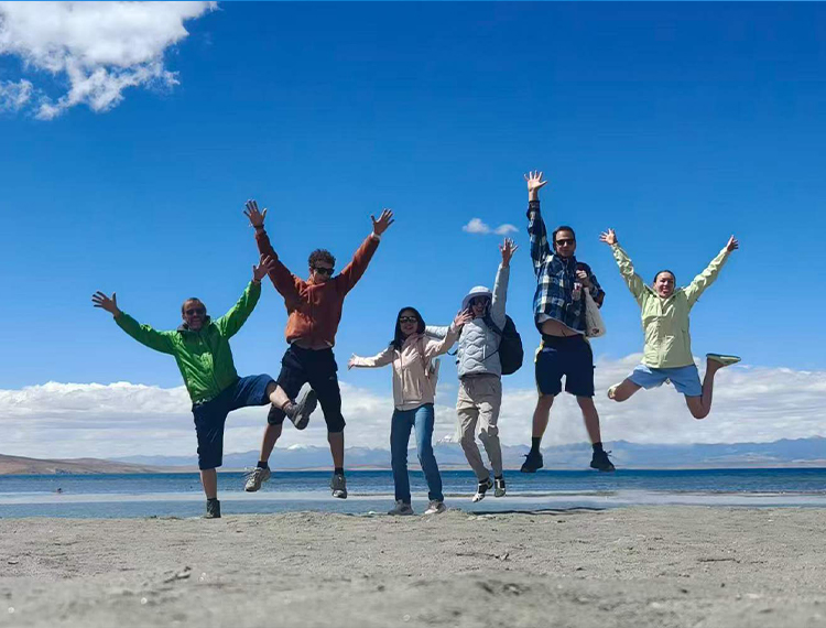 Moments of travel in Tibet