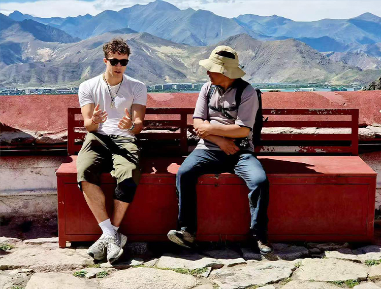 Moments of travel in Tibet