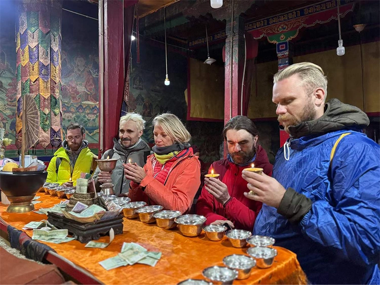 monasteries in Tibet