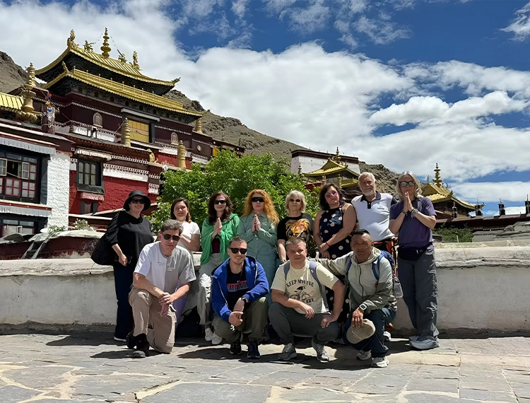 Tibet monastery tours