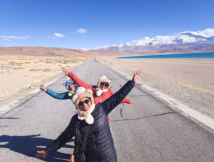 join our Tibet small group tour