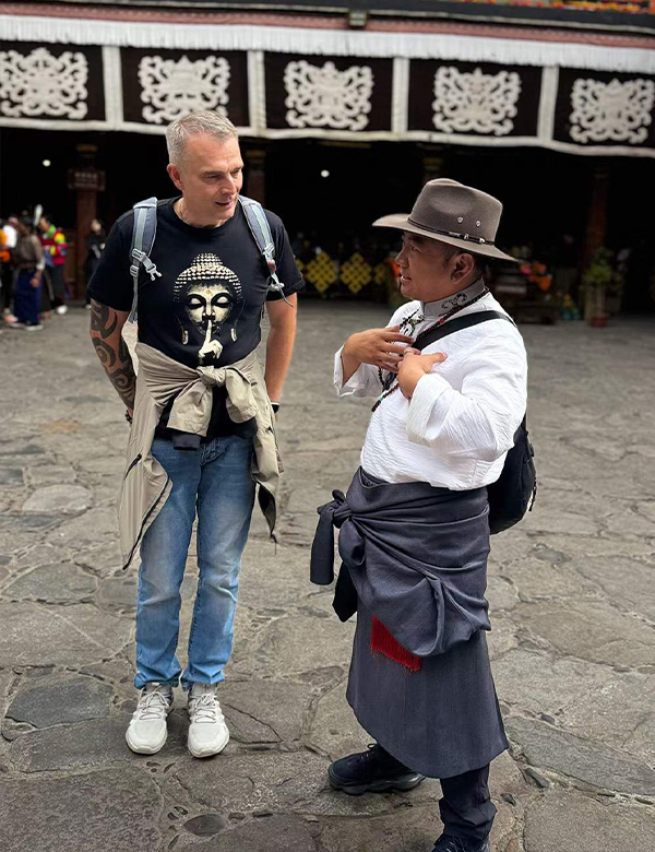 Travel with our dedicated Tibetan guides