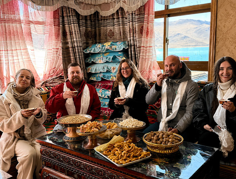 Yamdrok Lake Trip