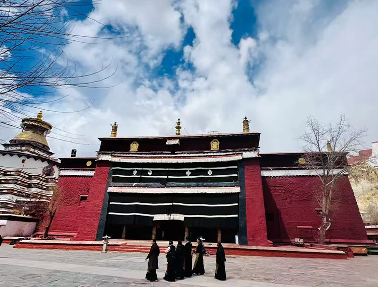 Pelkor Chode Monastery