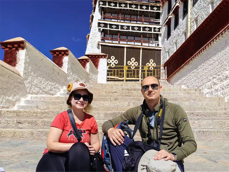 visit the magnificent Potala Palace