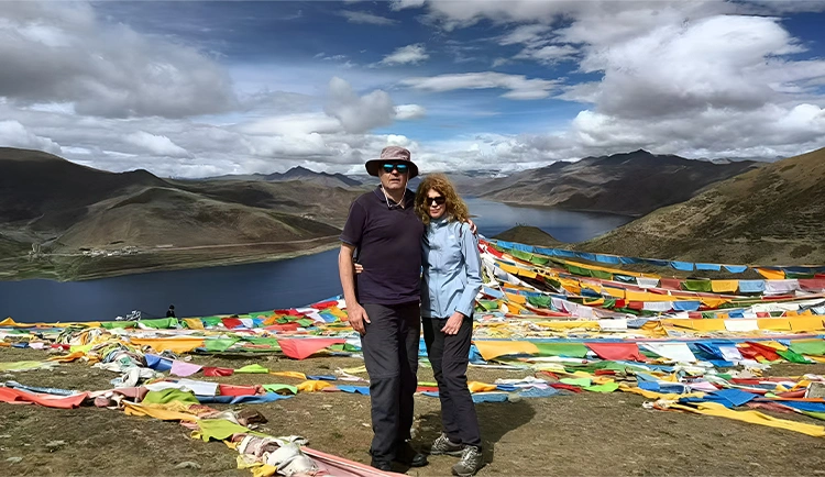 Yamdrok Lake Tour