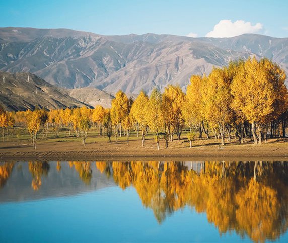 Autumn View of Yalong River