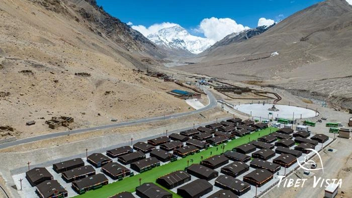 Traditional Tibetan tents hotels at Tibet Everest Base Camp