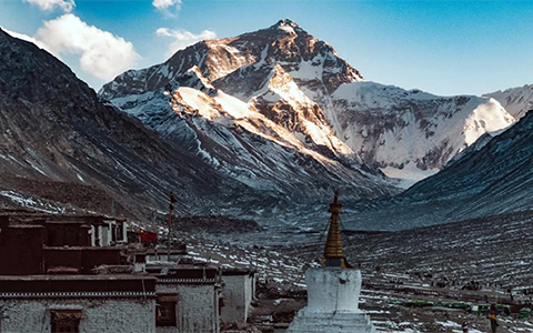 Best Everest Attractions in Tibet: 3 Must-Sees and 1 Hidden Gem (All in One Trip!)