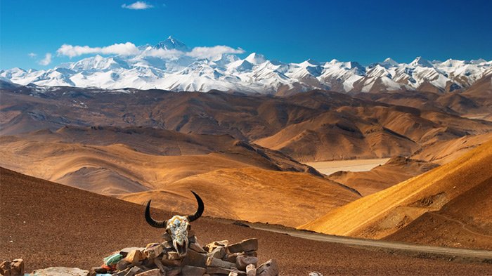 Spectacular views of the Gawu La Pass