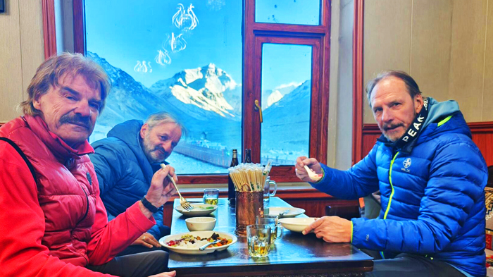 Rongbuk Hotel restaurant