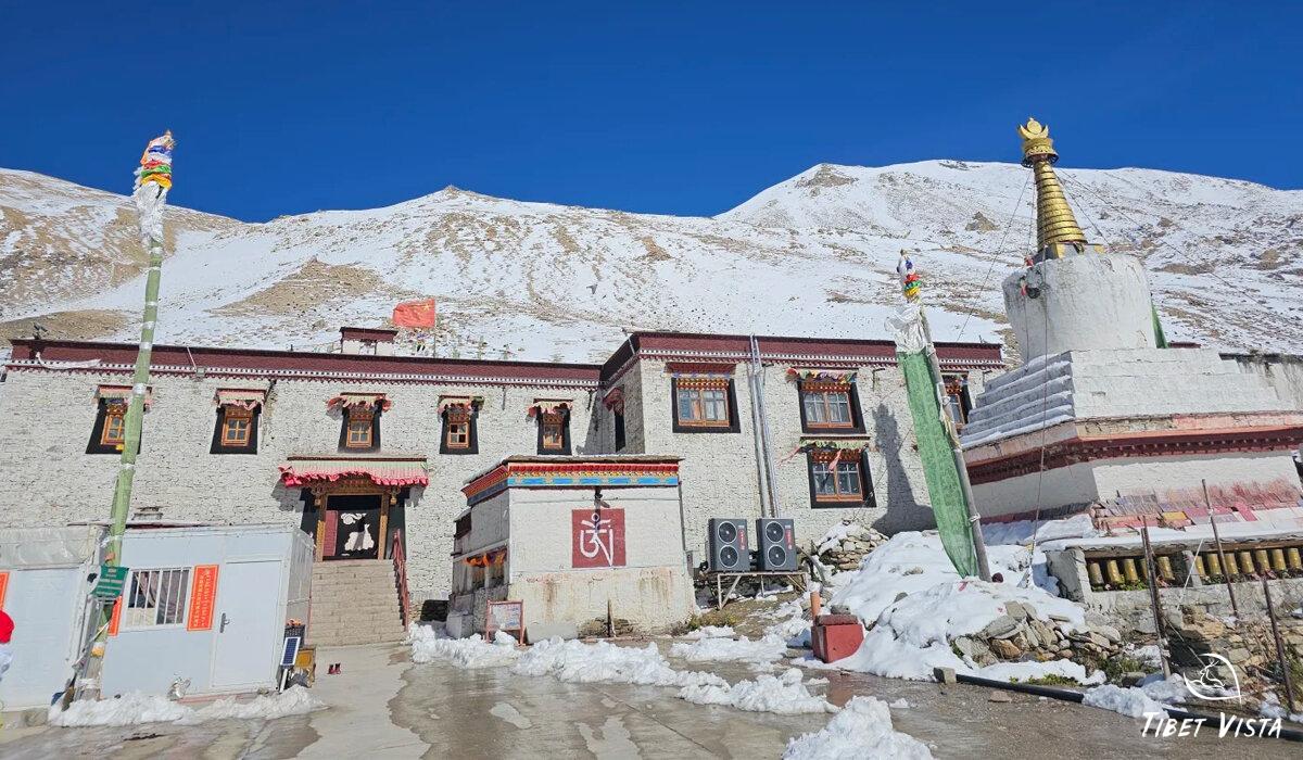 Rongbuk Monastery