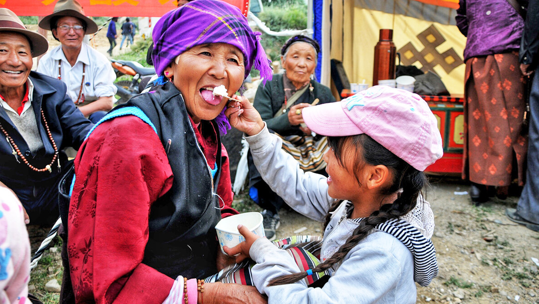 7-Day Lhasa & Tsedang Shoton Festival Tour