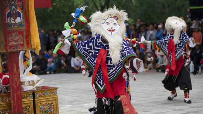 Tibetan opera performance
