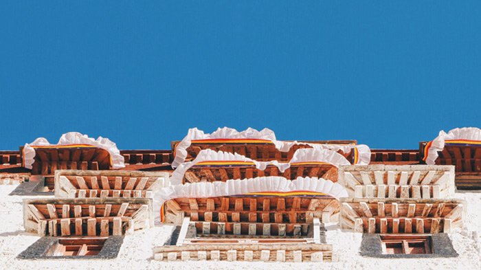 fragrant curtain of potala palace