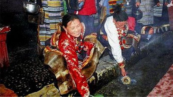 get the first water for tibetan new year