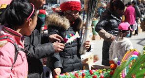 tromzikhang market shopping losar