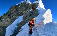 Dangers Facing Mt.Everest Climbers
