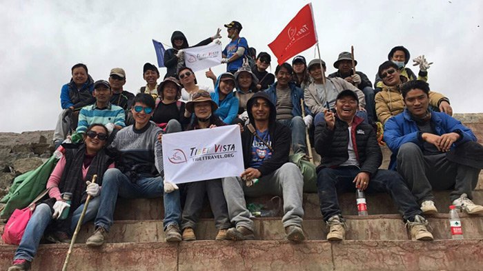 big team of tibet vista's tour guide