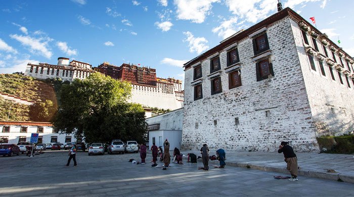 pilgrimage in front of potala palace