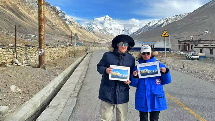 visit Mount Everest in winter