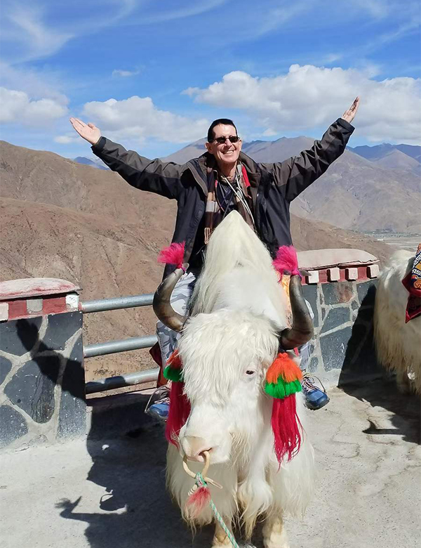 journey to Yamdrok Lake