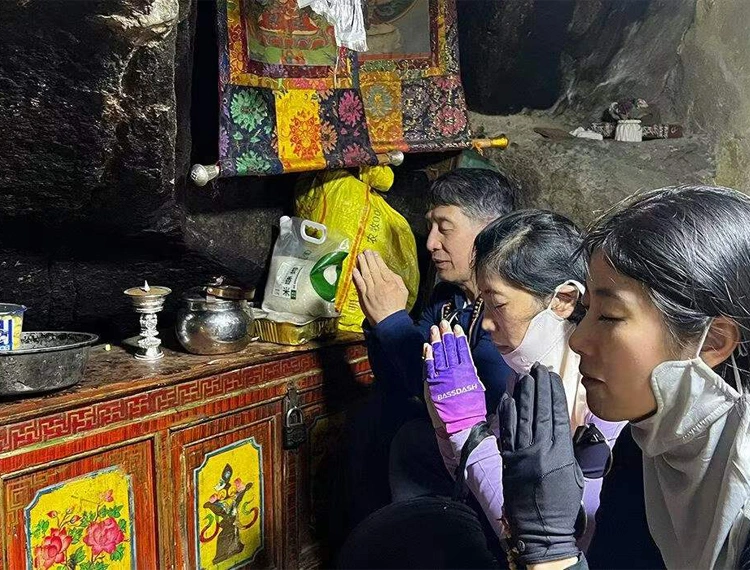 Tibet Meditation Tour