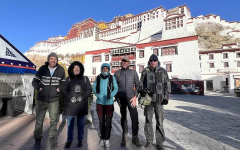 13 Days Barcelona Shanghai Xining Lhasa Everest Base Camp Tour