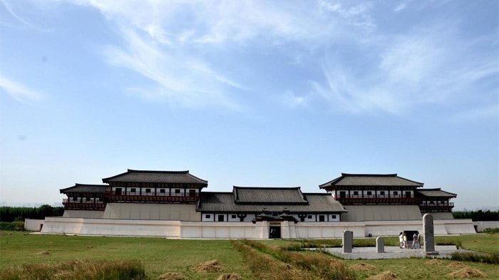Hanyangling Mausoleum Xian