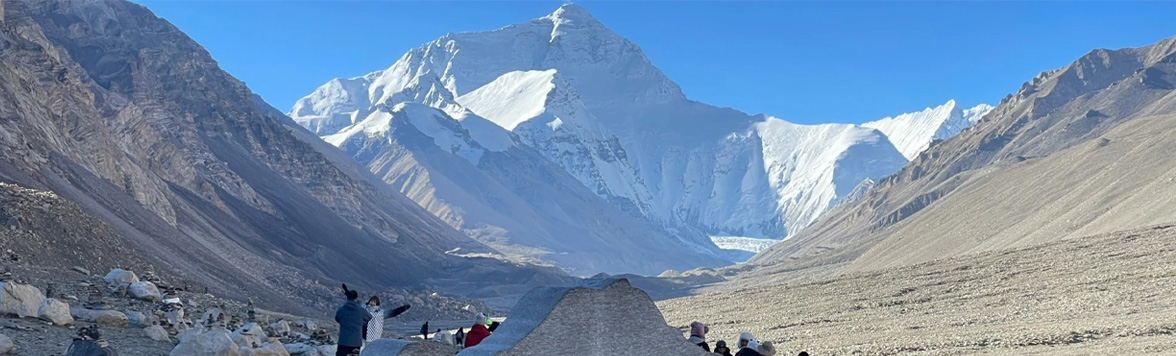 12 Days Oslo Beijing Lhasa Everest Base Camp Tour 12 Days Oslo Beijing Lhasa Everest Base Camp Tour