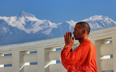 17 Days Best Himalayan Sightseeing & Outdoor Adventure from India, Nepal to Tibet 