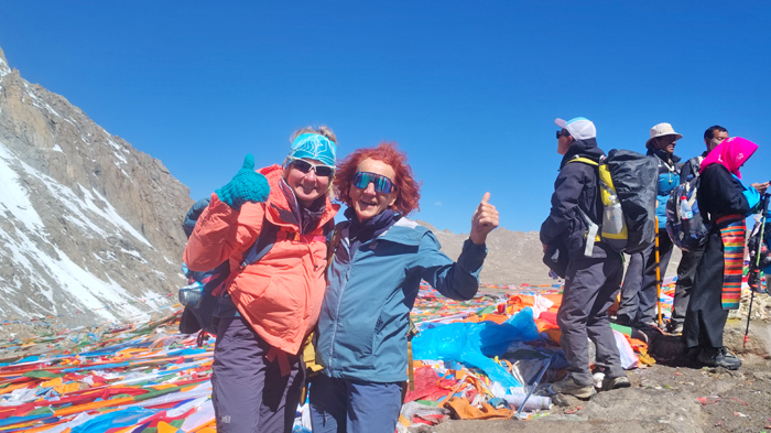 Our guests cross Domala Pass