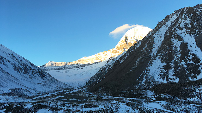 Kailash Mountain Stock Photo - Download Image Now - Mt Kailash, Mountain,  Pilgrim - iStock