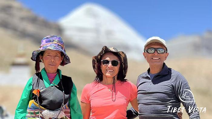 Mt.Kailash Local Devotees