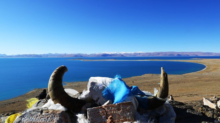 Zhari Namco Lake